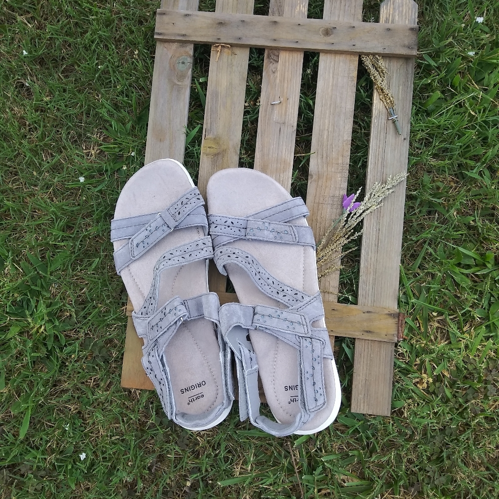 EARTH Origins Frost Grey Sandals